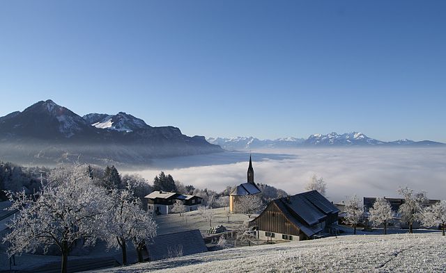 Brouillard à Oberfallenberg en Allemagne
